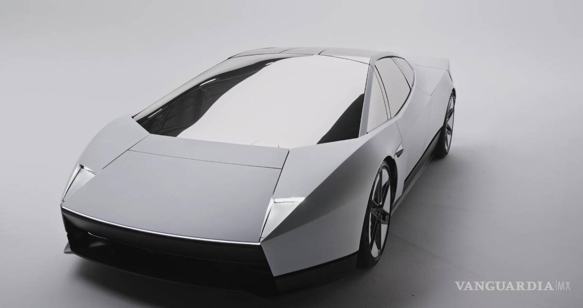 $!El nuevo Roadster, equipado con propulsores que le permiten elevarse del suelo. Acelera de 0 a cerca de 100 kilómetros por hora en menos de un segundo.