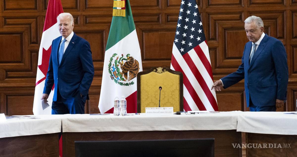 $!El presidente Joe Biden y el presidente de México, Andrés Manuel López Obrador, en la 10.ª Cumbre de Líderes de América del Norte en la Ciudad de México, el martes 10 de enero de 2023.