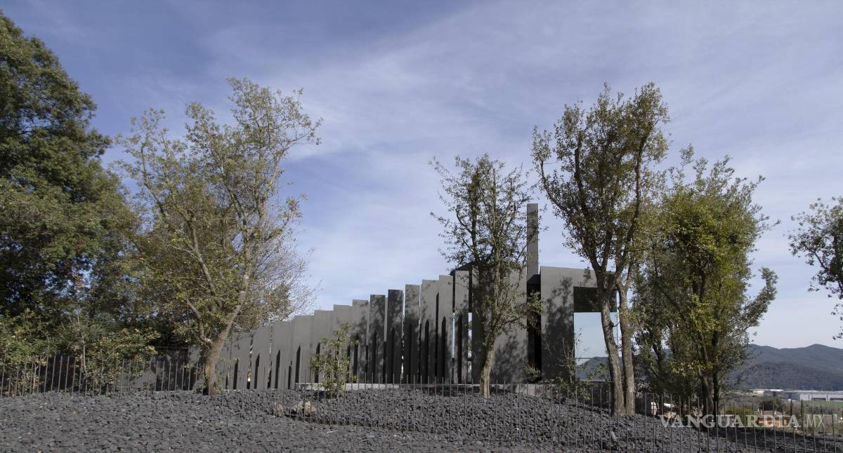 $!La casa IX se hace visible cuando comienza a emerger de la tierra.