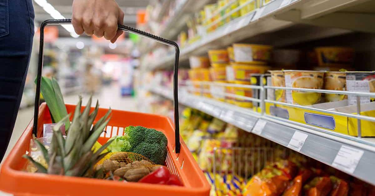 Tras dos meses al alza, ventas al menudeo se estancan en México