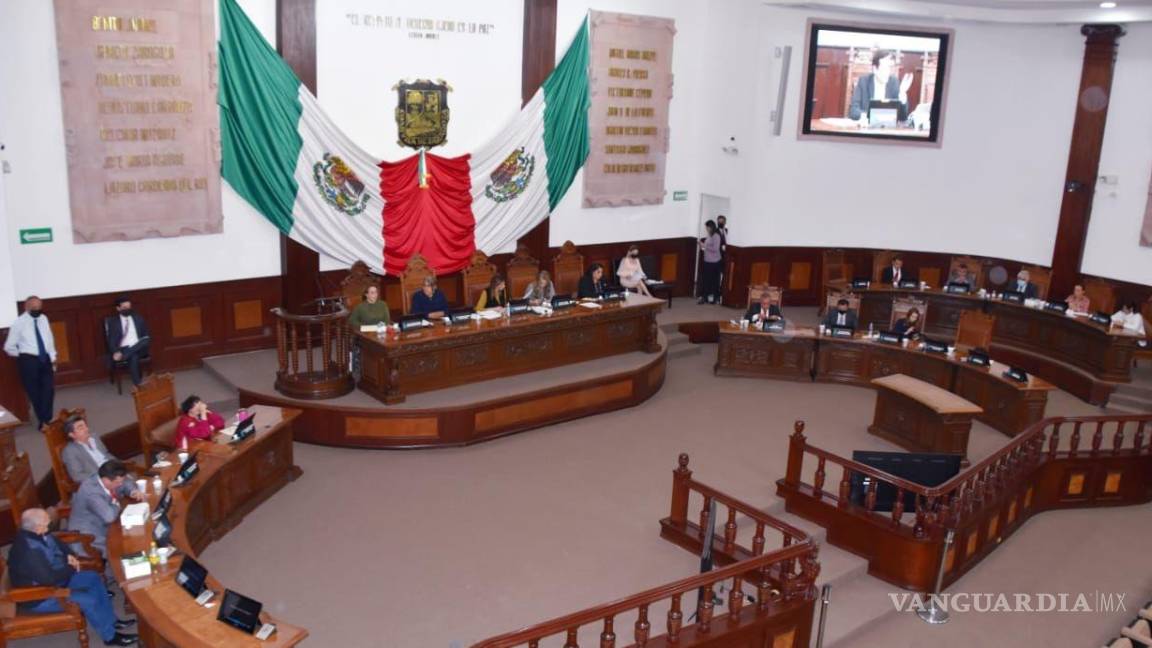 Apuntalan a mujeres para liderar Coahuila; aprueba congreso reforma para alternancia de género
