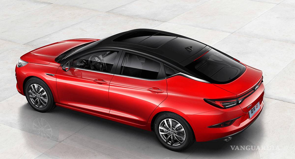 $!JAC J7 llegará a México, así es el sedán chino que plantará cara al Jetta