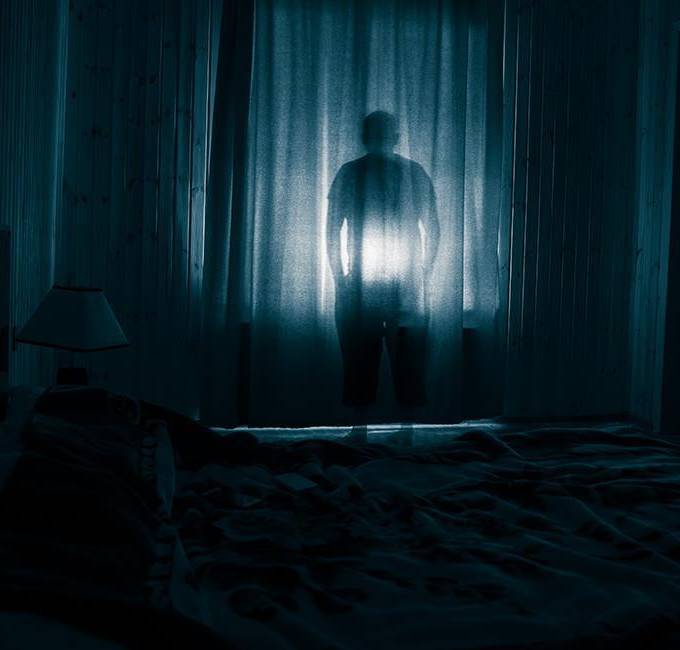 Las casas, calles coloniales y callejones empedrados de la ciudad albergan relatos de misterio y tragedia.