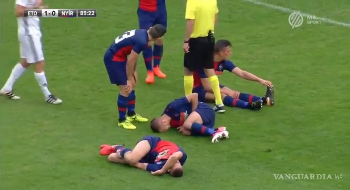 $!¡Insólito! Se lesionan tres jugadores del mismo equipo... en la misma jugada