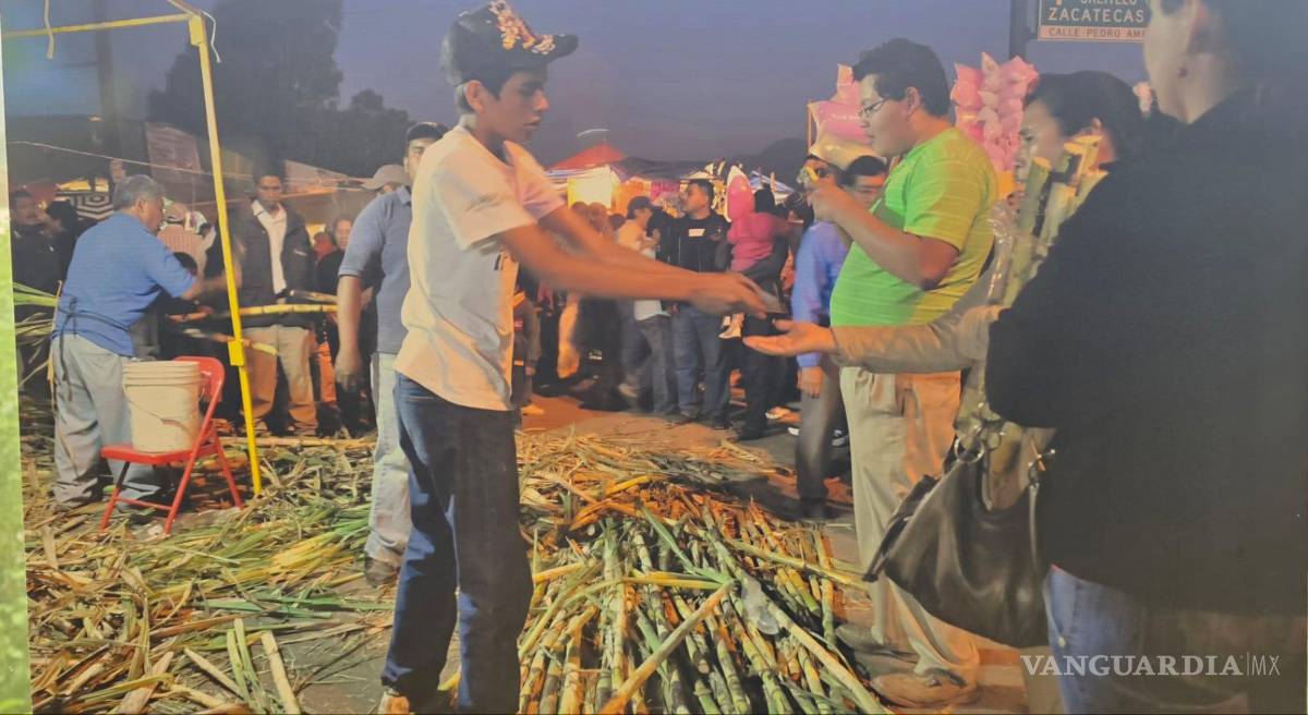 $!Germán Siller presenta un recorrido visual por las tradiciones que acompañan la celebración del Día de Muertos.