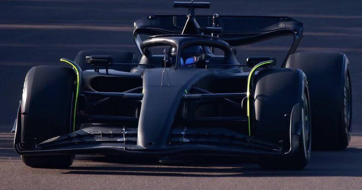 Checo Pérez vuelve a las pistas con pruebas en Imola al mando de un Ferrari