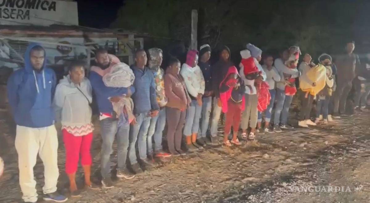 $!Se detalló que los delincuentes se vistieron como policías e interceptaron al autobús en una comunidad de Dr. Arroyo y abordaron la unidad