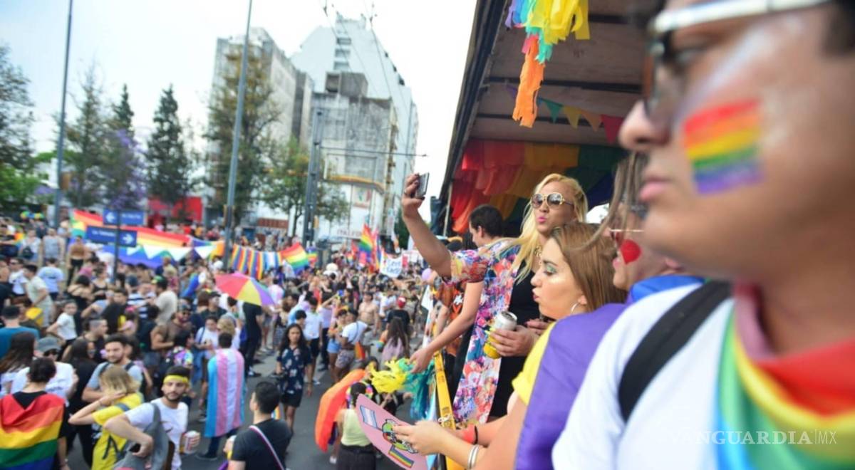 $!El Papa y la homofobia de la Iglesia: ¿Está la Iglesia Católica a favor de los gays?