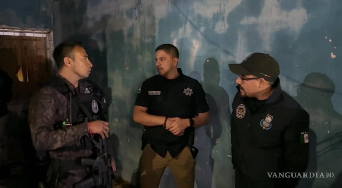 $!Operativos preventivos en Torreón dejan dos detenidos y 10 vehículos asegurados