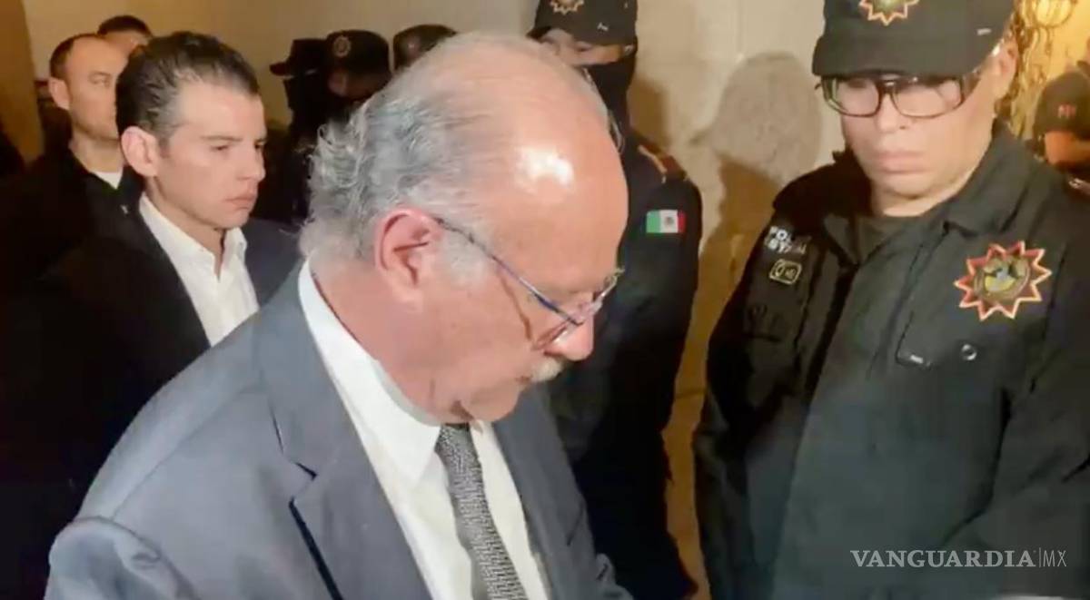 $!Javier Navarro cometió un lapsus al decir que hoy Samuel reasume la gubernartura y ya era Dic. 2.