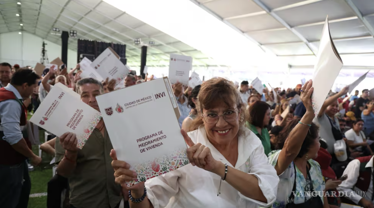 $!El Gobierno de la Ciudad de México anunció una nueva etapa del Programa de Mejoramiento de Vivienda.