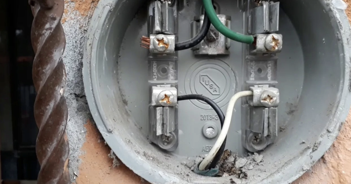 CFE: ¿Te robaron el medidor de la luz? No te preocupes, esto debes hacer