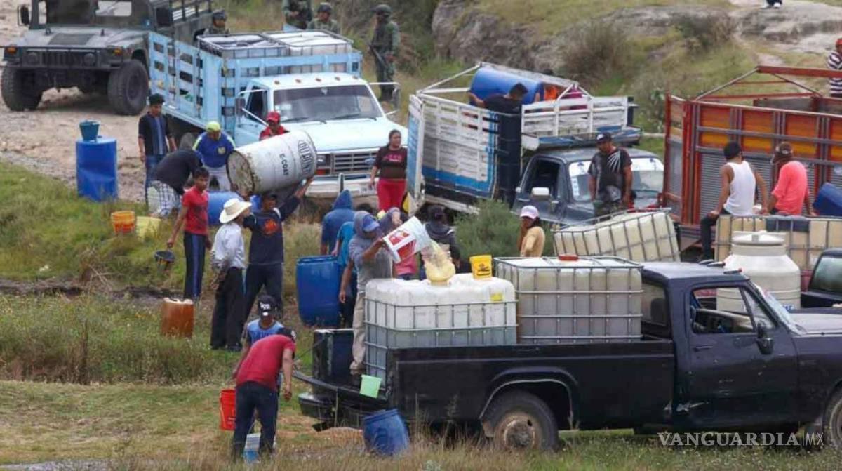 $!Reporta Pemex 49 tomas clandestinas al día, una cada media hora