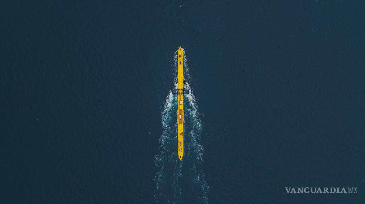 $!Planta mareomotriz flotante O2, vista aérea superior con las turbinas bajo el agua. EFE/Daniel Galilea/Orbital Marine Power
