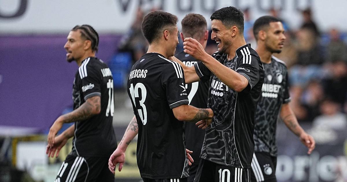 Con Huescas los 90 minutos, Copenhague mantiene el liderato en victoria ante Randers