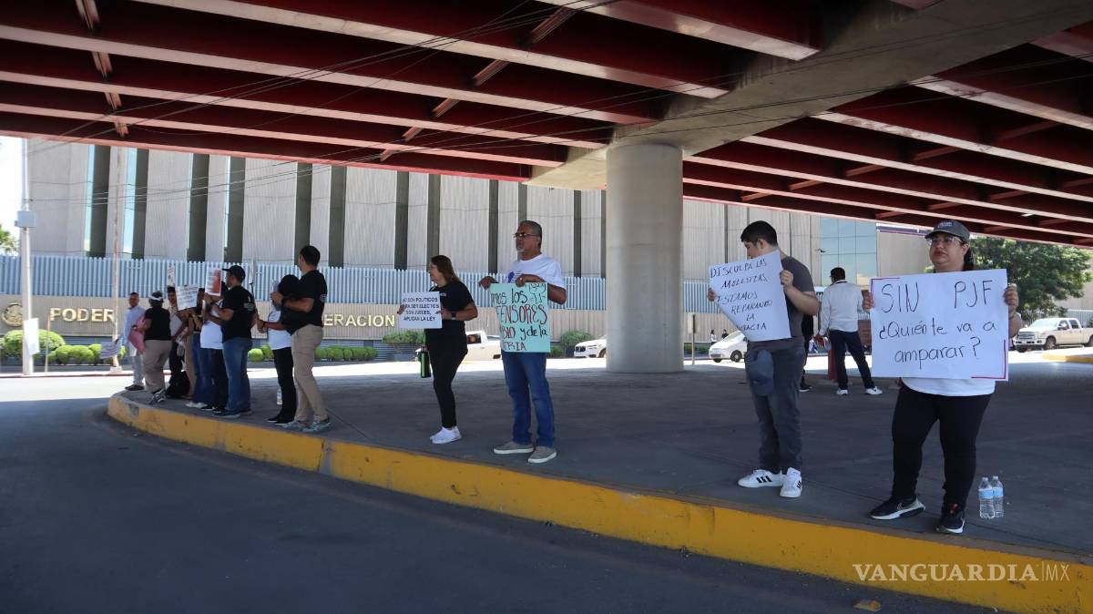 $!Ana Luisa Beltrán González, magistrada del PJF, emite un pronunciamiento crítico sobre la reciente iniciativa de reforma judicial durante el paro de labores en Saltillo.