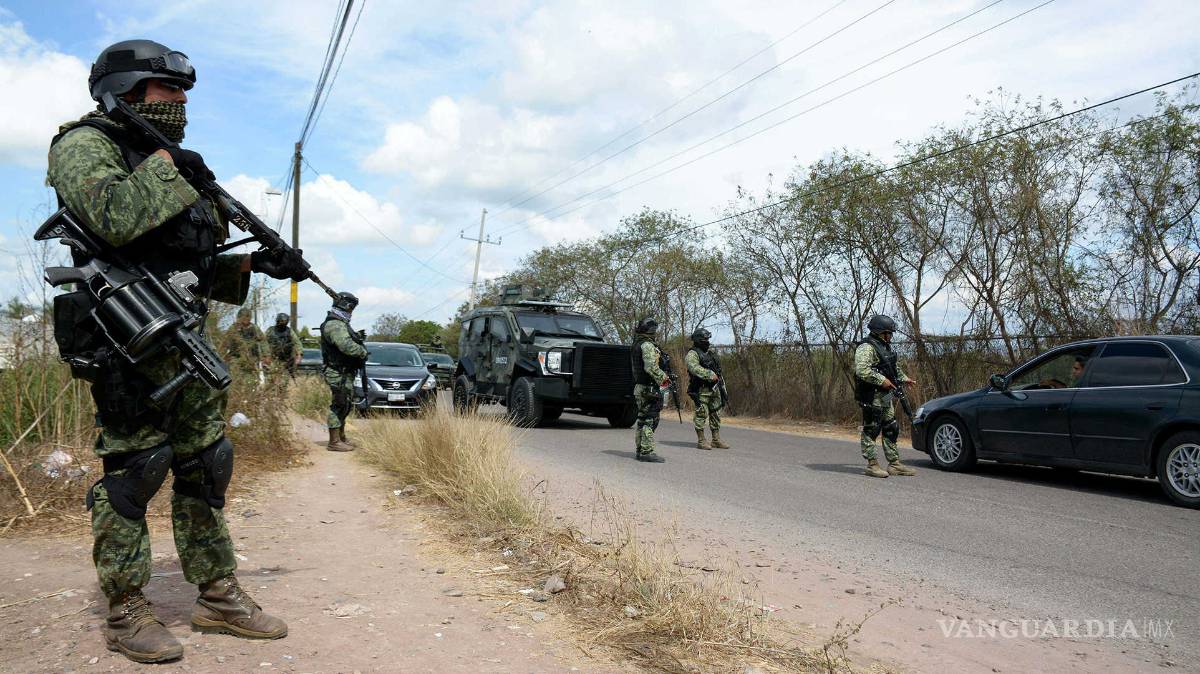 $!'Ya no va a regresar'... Familiares de 'El Chapo' se reparten territorio para evitar que 'La Línea' se apropie del Triángulo Dorado de la droga