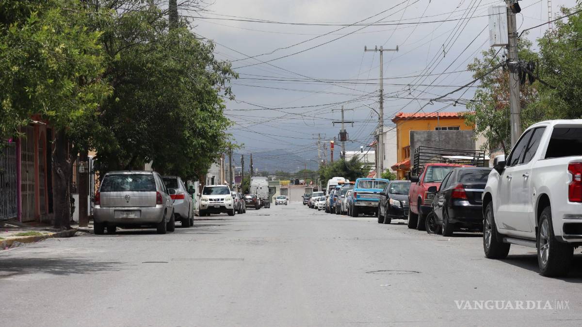 $!Los residentes exigen a la CFE una solución definitiva al problema del transformador antiguo y los cortes de luz.
