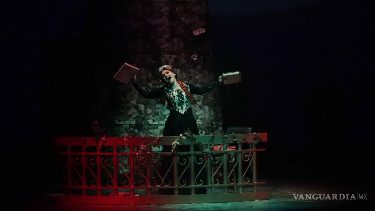 $!La princesa Fiona estuvo interpretada por tres actrices de diferentes edades.