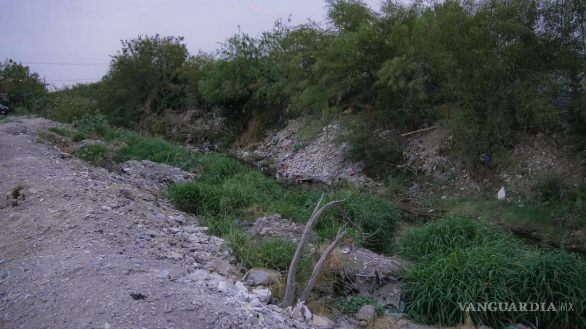 $!El tramo a limpiar va del bulevar Ejército Nacional a la calle Concepción Armendáriz.