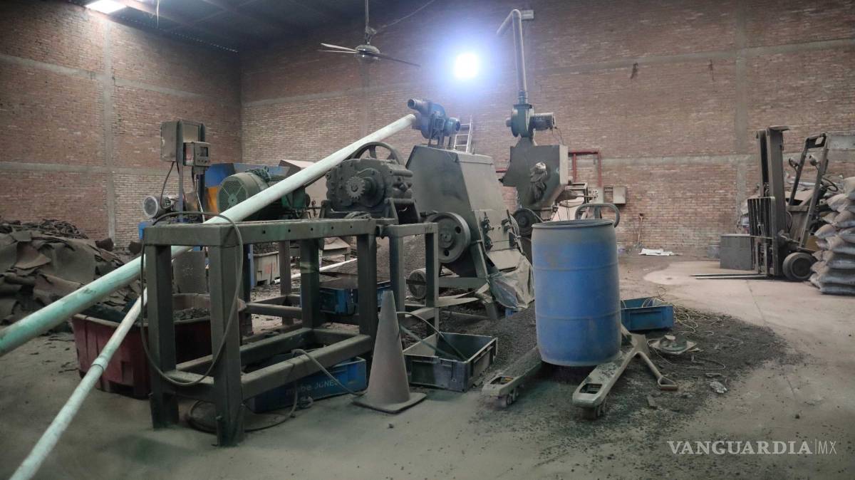 $!La trituración y separación de materiales permite reutilizar llantas desechadas en productos sustentables.