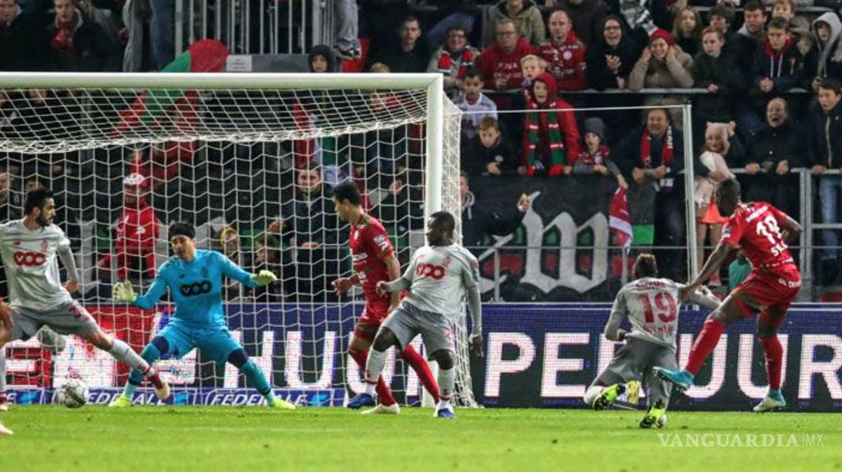 $!Ochoa es elegido el Mejor Jugador del Mes en el Standard de Lieja