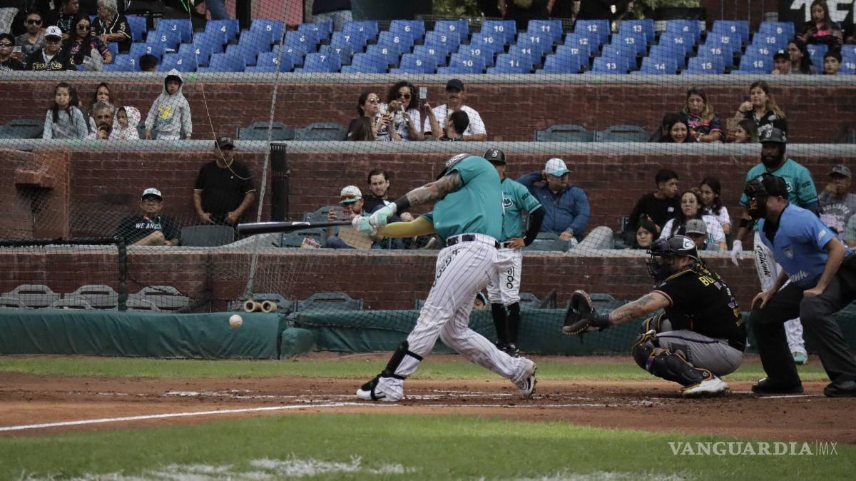 $!Los Saraperos se repusieron de la caída ante los Dorados y empataron la serie en el Madero.