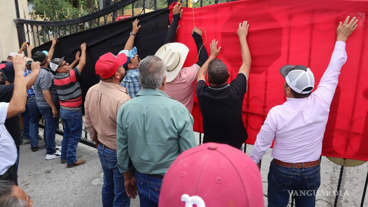 $!Los empleados sindicalizados acusaron que la institución no cumplió con lo planteado en el contrato.