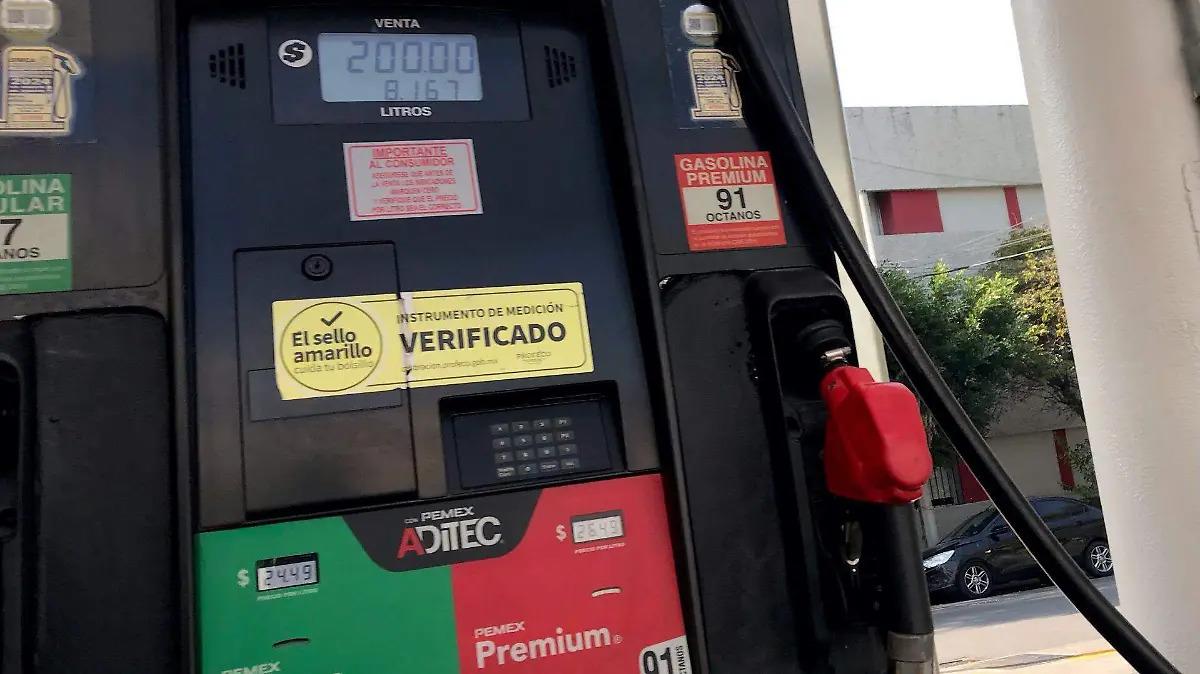 SHCP publica ajustes en IEPS a gasolinas, cigarros y refrescos