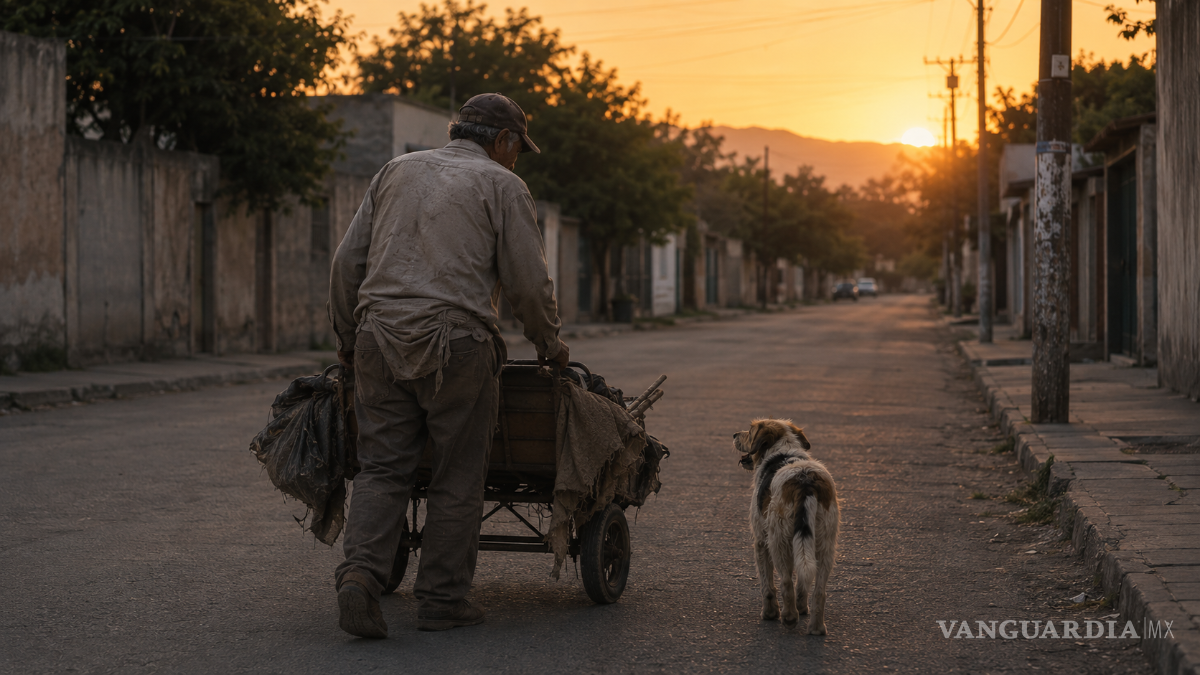 $!Con el carrito vacío y el cuerpo agotado, Don Cartonero emprende el regreso. Pinto deja de caminar detrás y vuelve a casa a su lado.