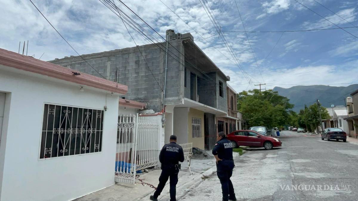 $!La Fiscalía General del Estado realizó las diligencias y el levantamiento del cuerpo para iniciar las investigaciones.