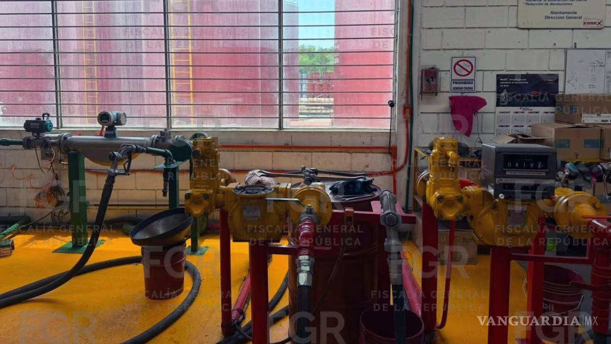 FGR decomisa en Nuevo León 2 millones 360 mil litros de sustancias