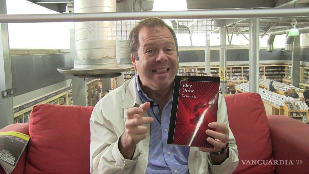 $!Presenta el escritor mexicano Eloy Urroz en España su novela surrealista "Demencia"