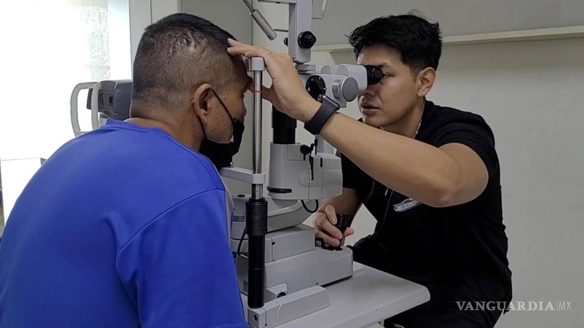 $!Expertos advierten sobre los riesgos que representan la diabetes y el uso excesivo de pantallas para la salud visual.