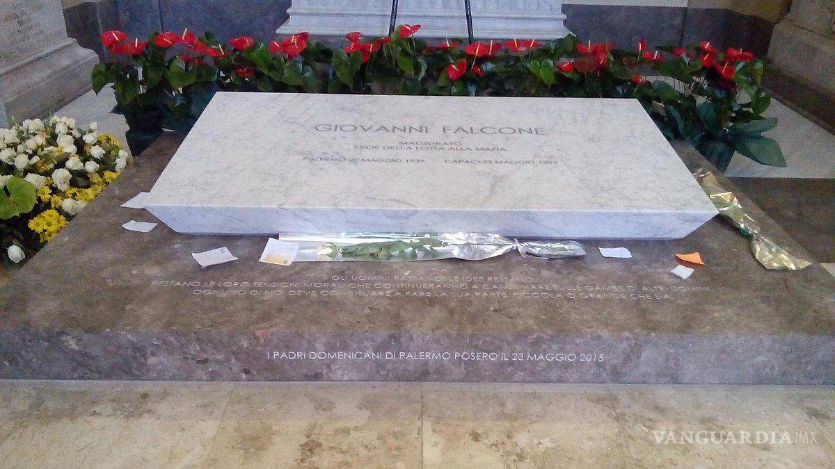 $!Tumba del juez Giovanni Falcone, considerado uno de los mayores símbolos de la lucha contra la mafia.