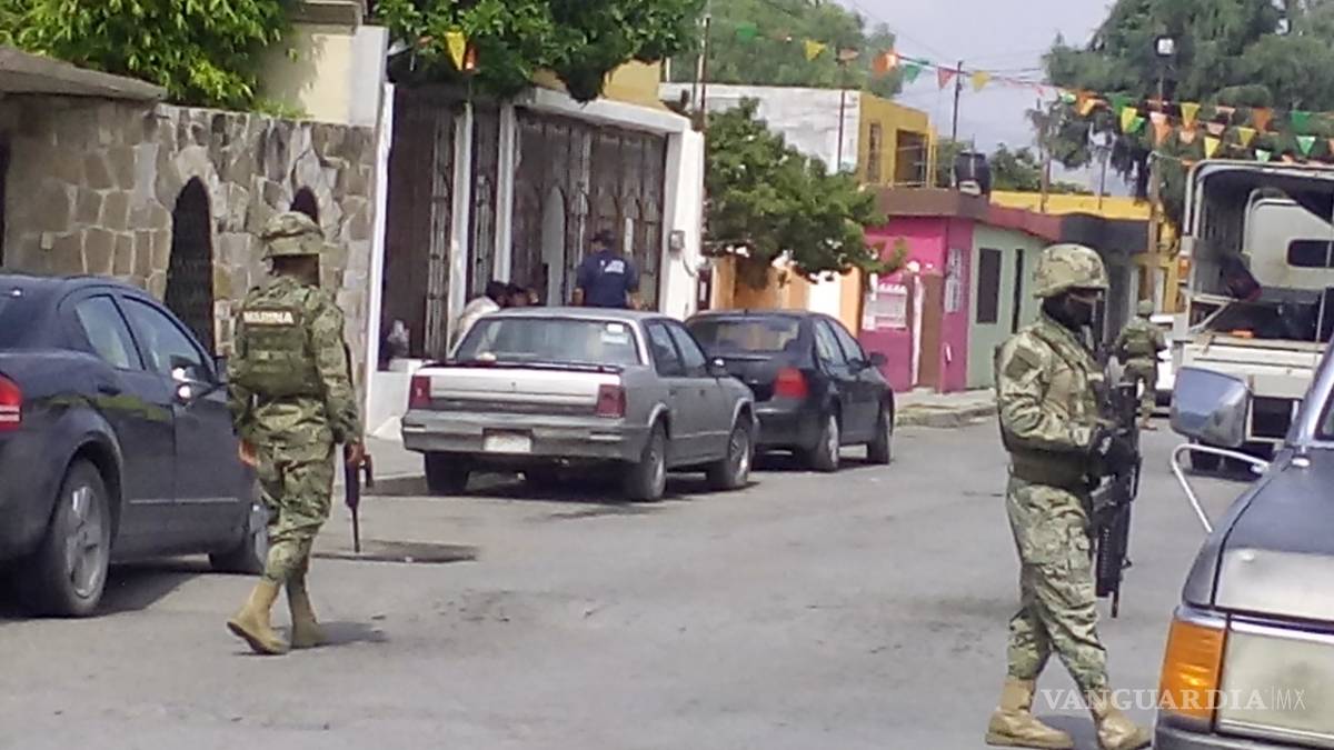 $!Elementos de la Marina catean domicilio en el centro de Saltillo