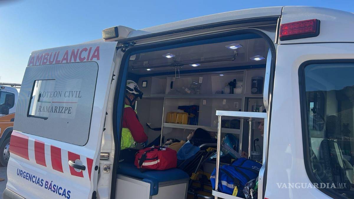 Choque deja tres personas heridas en la carretera Saltillo-Monterrey