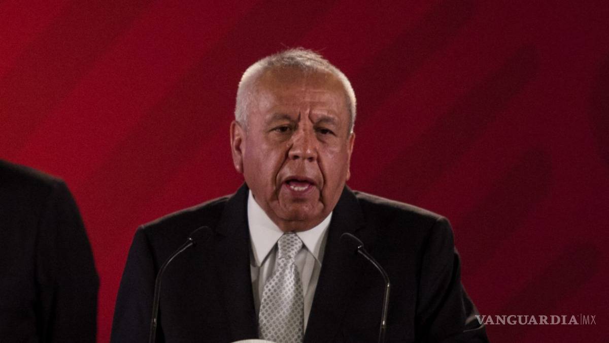 Garduño, titular del INM, se disculpa por llamar "fifís" a policías