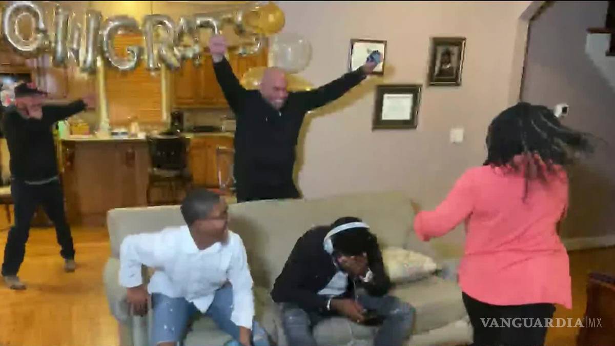 $!NFL logra su primer gran éxito en su lucha contra el COVID-19 y pasó esta noche a la historia con su primer Draft en línea