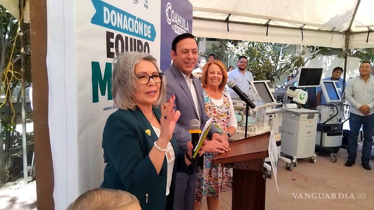 $!El Hospital General de Parras recibe nueva donación de equipos médicos, lo que promete mejorar la atención y la infraestructura del centro de salud local.