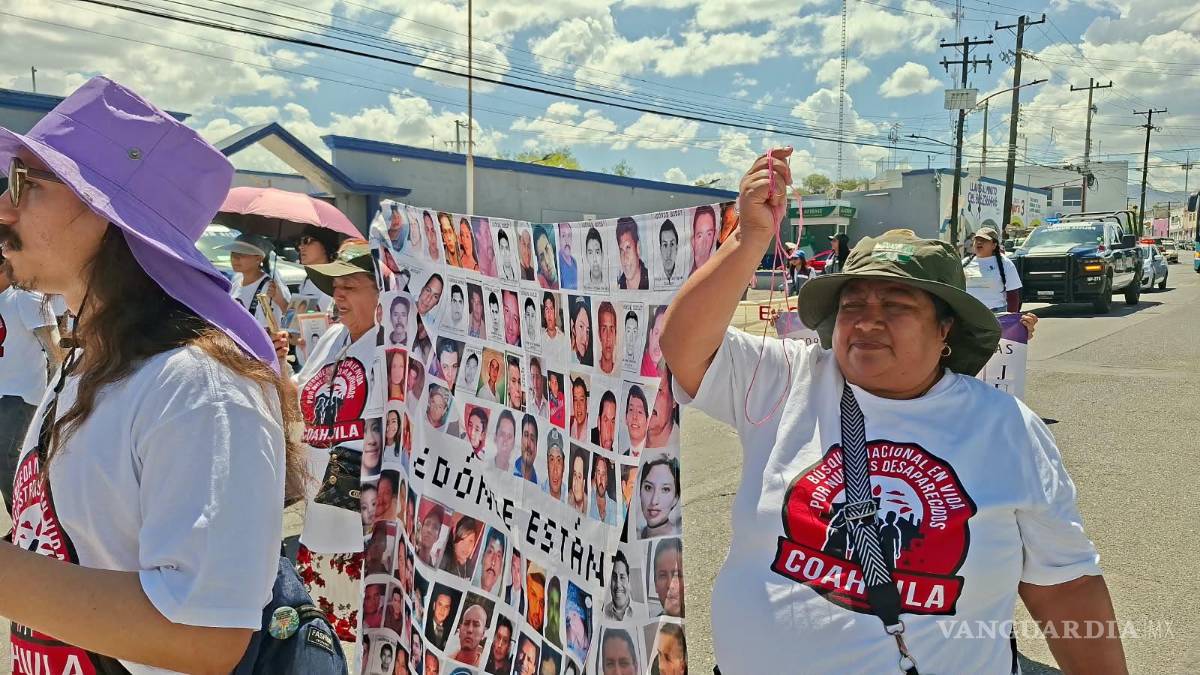 $!La jornada está enfocada en encontrar personas con vida, no en la búsqueda de restos humanos.
