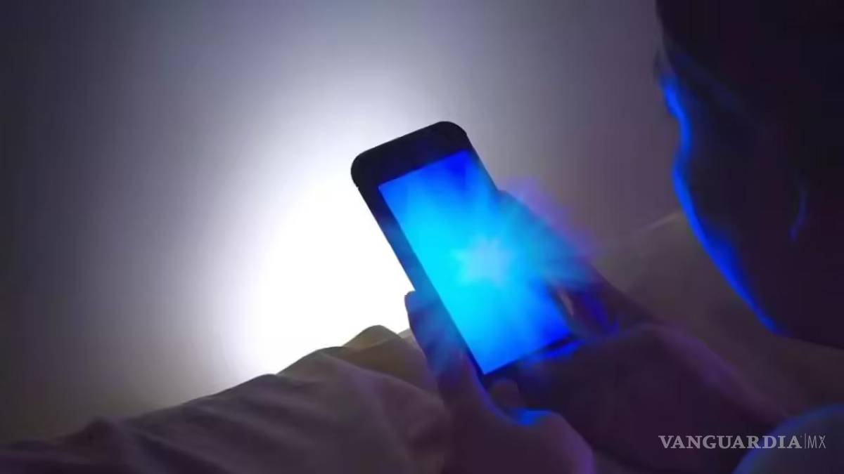 $!¿Qué es el ‘vamping’? Cuando la tecnología roba el sueño a los jóvenes