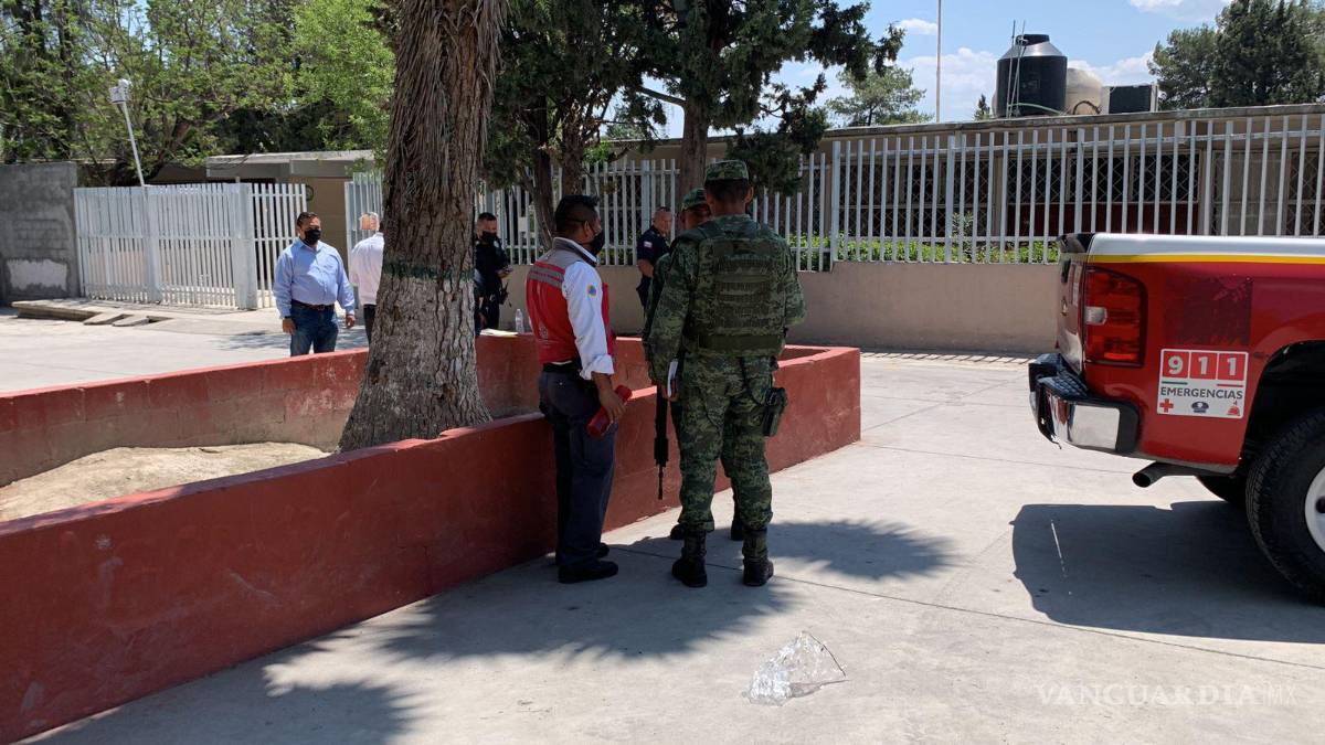$!Tanto el plantel como las casas aledañas fueron evacuadas como parte del protocolo.