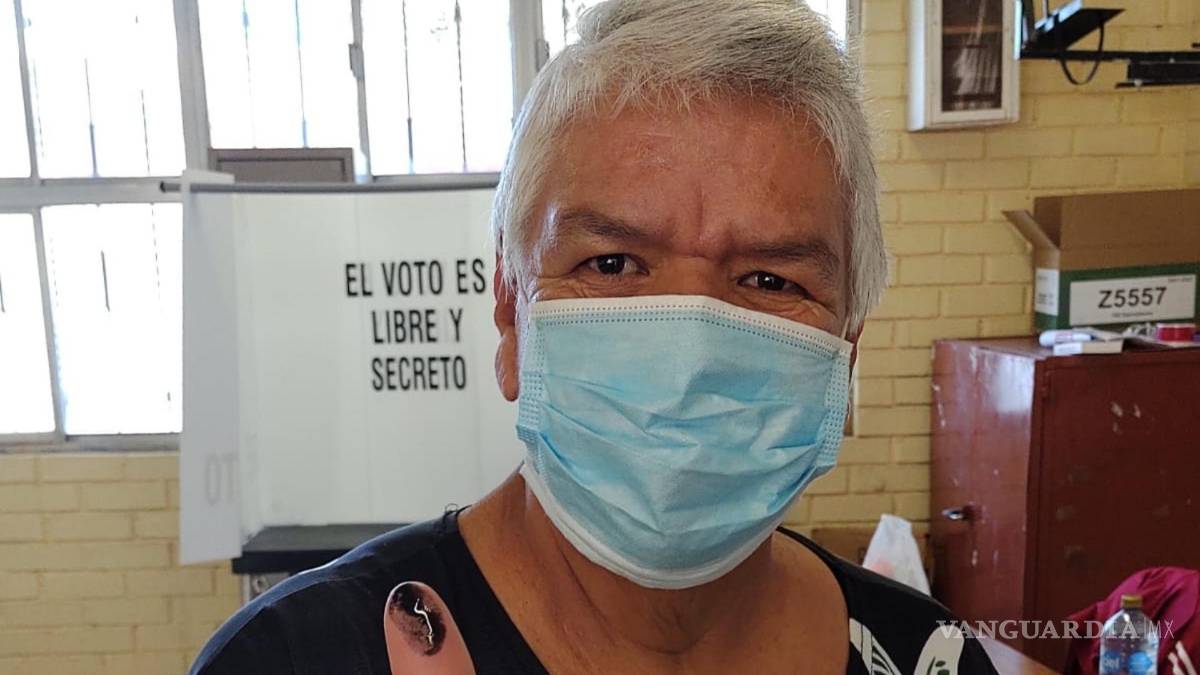 $!Guillermina Jaime Gill, fue de las primeras en acudir a las casillas.