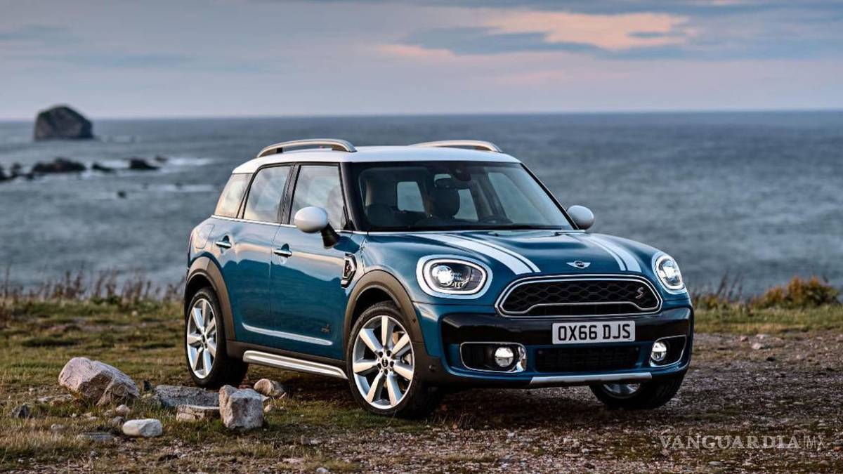 Lanza MINI su primer híbrido en México