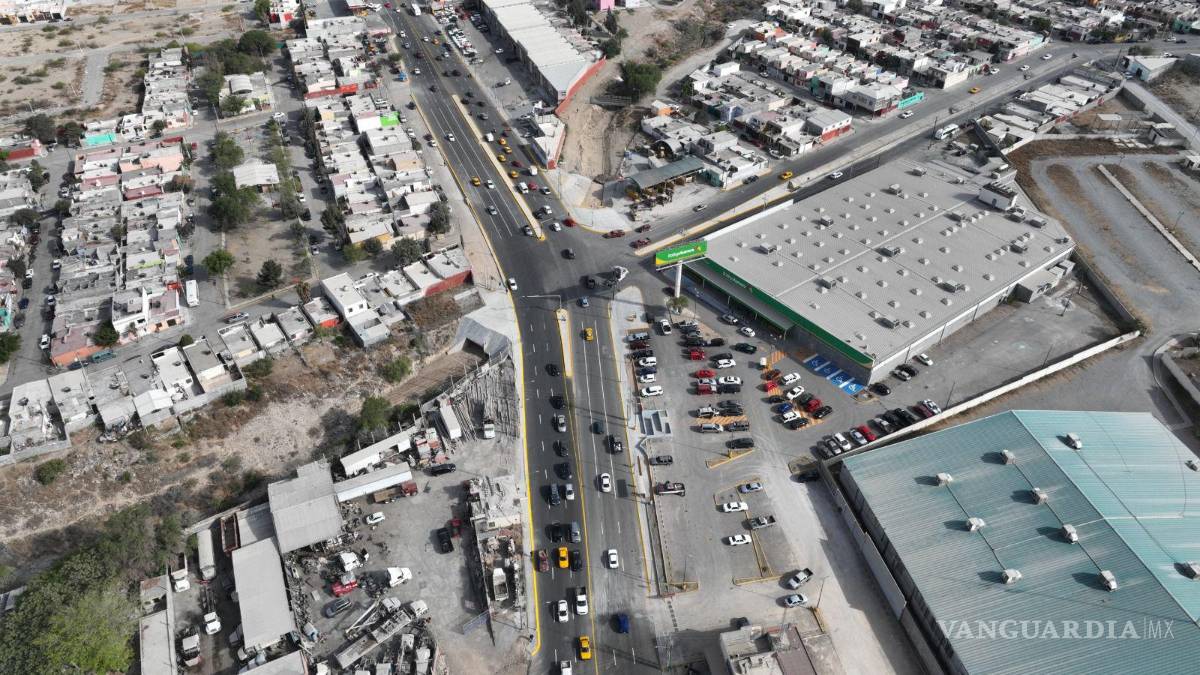 $!Fraustro Siller informó que a través de la Dirección de Infraestructura y Obra Pública se realizan obras para unir sectores y ofrecer mayor seguridad para la población.
