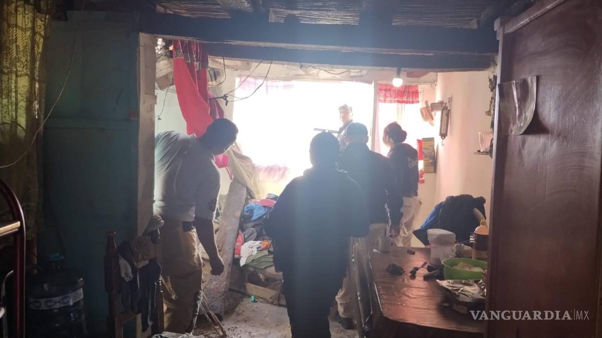 $!Elementos de Bomberos y Cruz Roja acudierón al auxilio de los afectados.