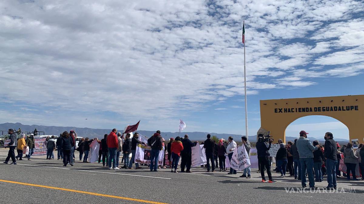 $!Llega AMLO a Ramos Arizpe para conmemorar el Día del Ejército