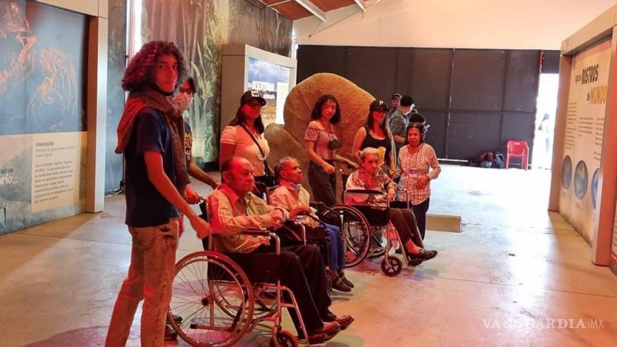 ‘Gozamos como chiquillos’; adultos mayores de asilo visitaron la Feria Saltillo (video)