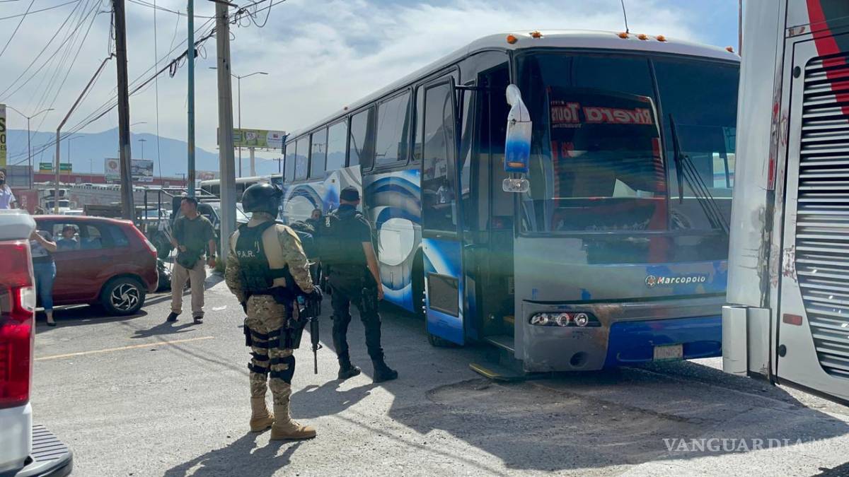 $!Asegura INM migrantes en Saltillo, iban en dos camiones